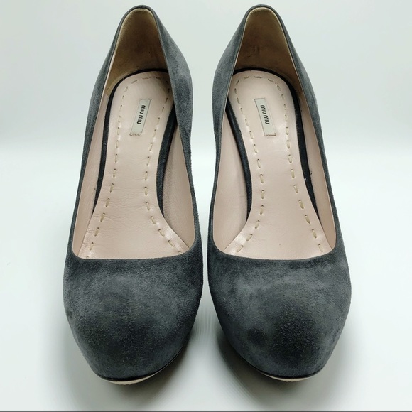 Miu Miu Suede Pump - Picture 8 of 8